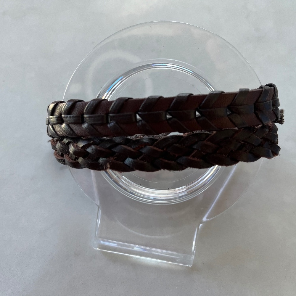 New 2 Men’s Leather Bracelets